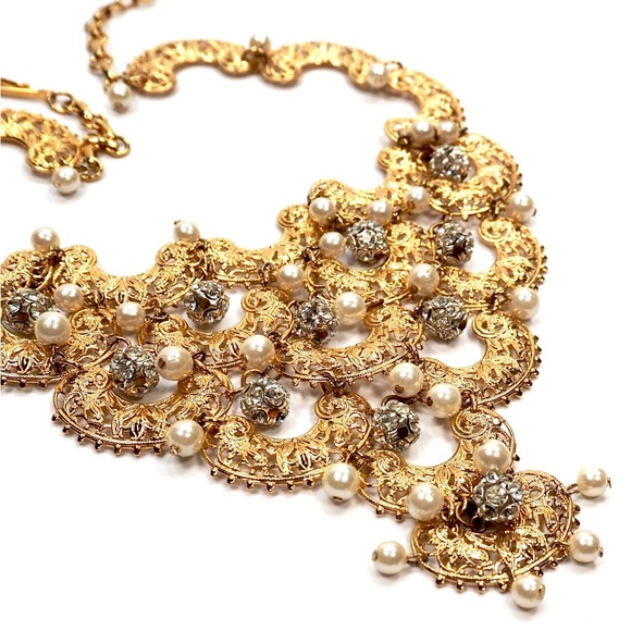 Vintage Vendome Detailed Gold Necklace with Pearl Accents - Picture 3 of 4